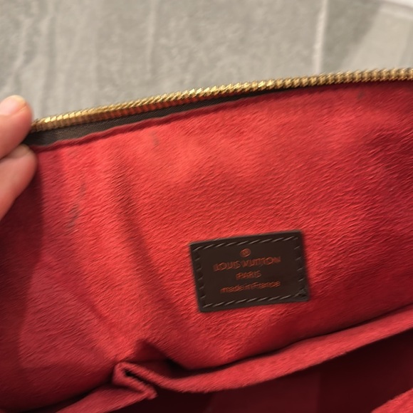 EUC Louis Vuitton Damier Ebene Trevi PM w/ Strap - Picture 17 of 17